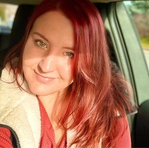 Meet your Posher, Lana